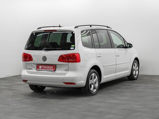 2012 Volkswagen Touran I Рестайлинг 2, белый, 900000 рублей, вид 3