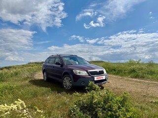 2013 Skoda Octavia Scout II (A5) Рестайлинг, красный, 850000 рублей, вид 2