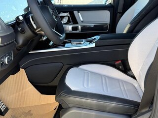 2026 Mercedes-Benz G-Класс 550 III (W465) Рестайлинг, серебристый, 23504877 рублей, вид 4