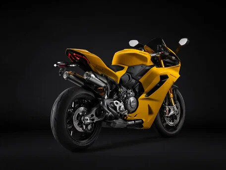 2026 Ducati Panigale V2, жёлтый, 2515000 рублей - вид 2
