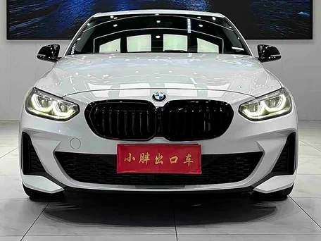 2023 BMW 1 серии 120i III (F52) Рестайлинг, белый, 1700000 рублей, вид 2