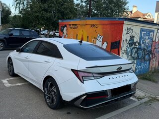 2023 Hyundai Elantra VII (CN7) Рестайлинг, белый, 1300000 рублей, вид 5