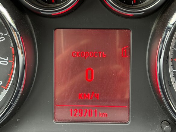 2011 Opel Astra GTC J Рестайлинг, красный - вид 7