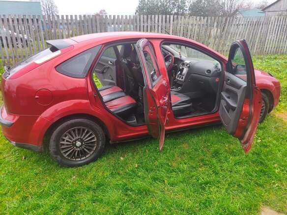 2007 Ford Focus II, красный, 430000 рублей - вид 6