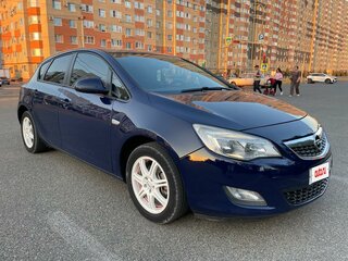 2010 Opel Astra J, синий, 645000 рублей, вид 4