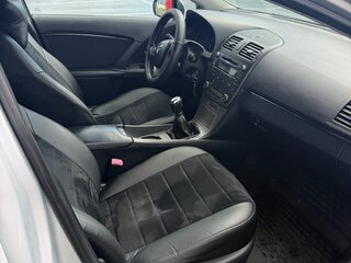2009 Toyota Avensis III, серебристый, 1150000 рублей, вид 5