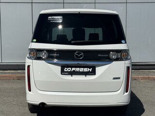 2017 Mazda Biante SkyActiv, белый, 1974000 рублей, вид 4
