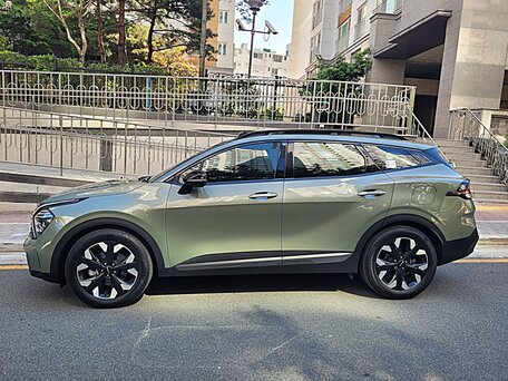 2024 Kia Sportage V, зелёный, 3120029 рублей, вид 3