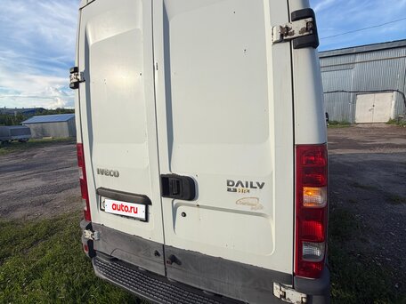 2009 Iveco Daily, белый, 1200000 рублей, вид 4