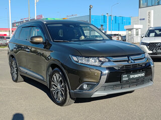 2018 Mitsubishi Outlander III Рестайлинг 2, коричневый, 3200000 рублей, вид 3