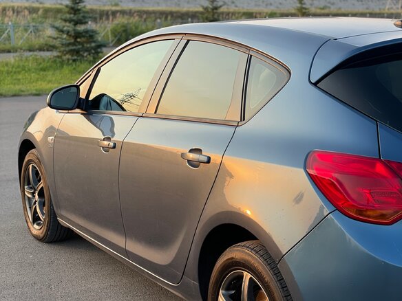 2013 Opel Astra J Рестайлинг, синий - вид 6