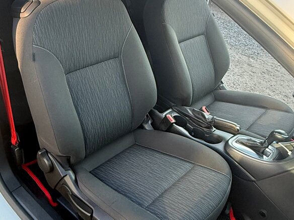 2012 Opel Astra GTC J Рестайлинг, белый, 1200000 рублей - вид 25