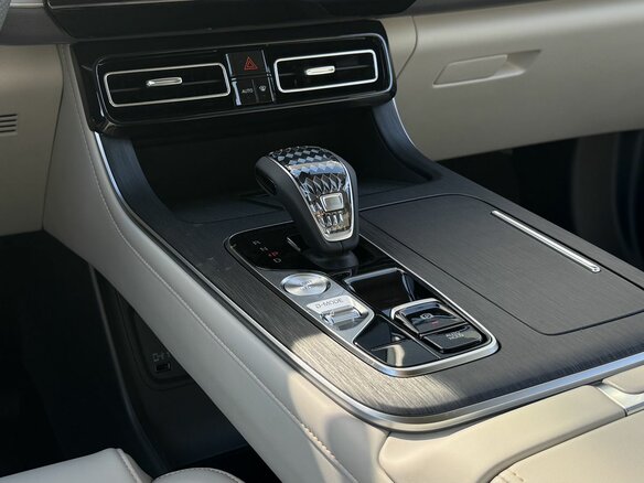 2026 GAC GS8 Traveller II, чёрный, 5349000 рублей - вид 18
