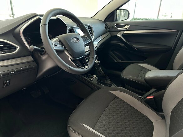 2026 Lada (ВАЗ) Vesta I Рестайлинг (NG), серебристый, 1880000 рублей - вид 5