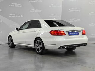 2013 Mercedes-Benz E-Класс 300 IV (W212, S212, C207) Рестайлинг, белый, 2630000 рублей, вид 3