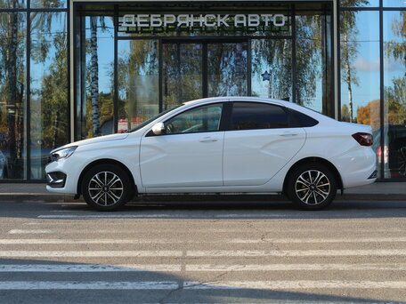 2024 Lada (ВАЗ) Vesta I Рестайлинг (NG), белый, 1310000 рублей, вид 2