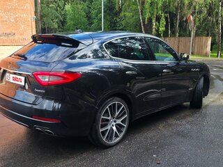 2018 Maserati Levante S I, чёрный, 5600000 рублей, вид 4