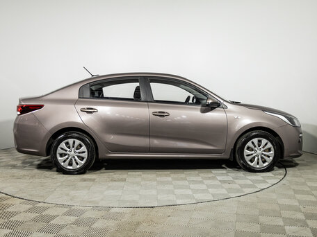 2019 Kia Rio IV, коричневый, 1269700 рублей, вид 4