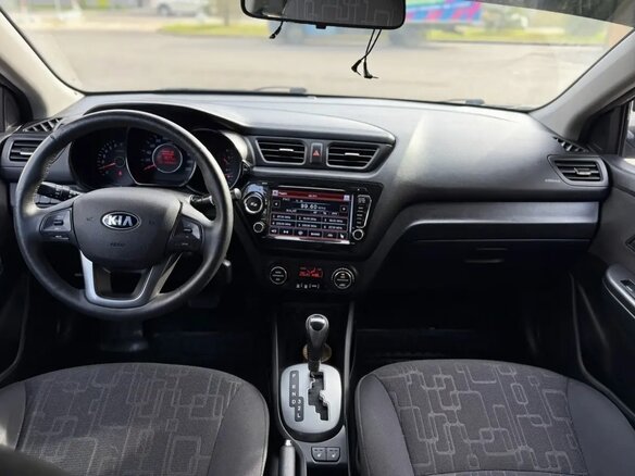 2013 Kia Rio 4-speed III, серый - вид 5