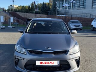 2018 Kia Rio IV, серый, 1390000 рублей, вид 1