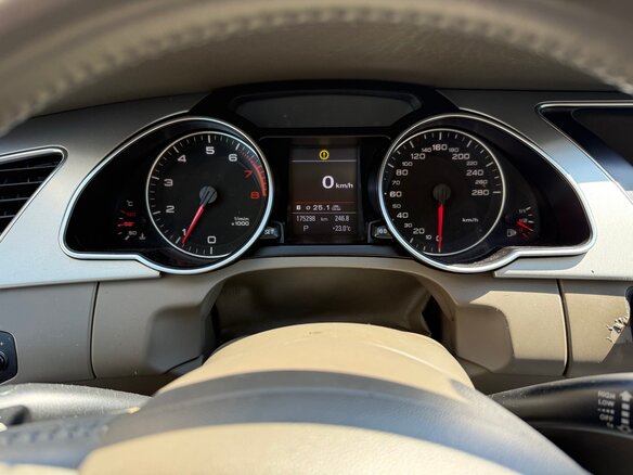 2009 Audi A5 I (8T), чёрный, 1100000 рублей - вид 7