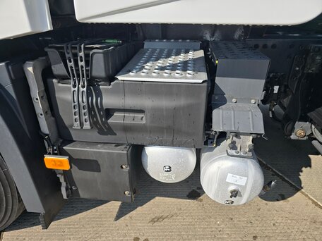 2020 Volvo FH 540, белый, 18500000 рублей, вид 5