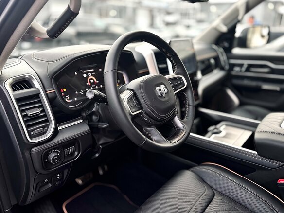 2026 Ram 1500 Crew Cab V Рестайлинг, синий - вид 30