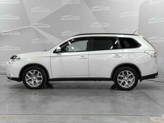 2012 Mitsubishi Outlander III, белый, 1300000 рублей, вид 2