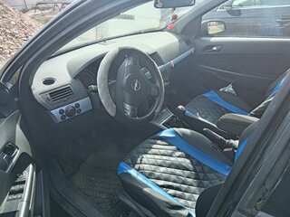 2005 Opel Astra H, чёрный, 300000 рублей, вид 3