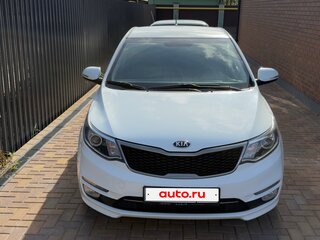2015 Kia Rio III Рестайлинг, белый, 1350000 рублей, вид 2