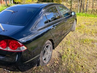 2008 Honda Civic VIII, чёрный, 550000 рублей, вид 3