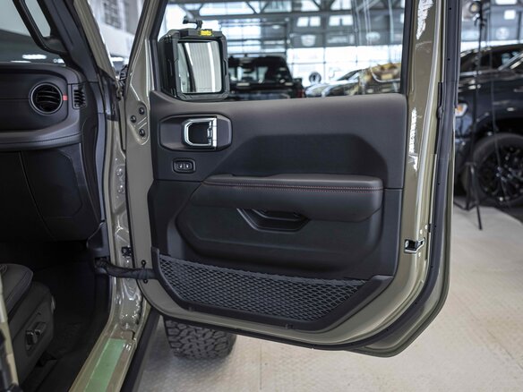 2026 Jeep Wrangler IV (JL) Рестайлинг, зелёный, 10779525 рублей - вид 29