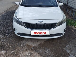 2018 Kia Cerato III Рестайлинг (Classic), белый, 1100000 рублей, вид 2