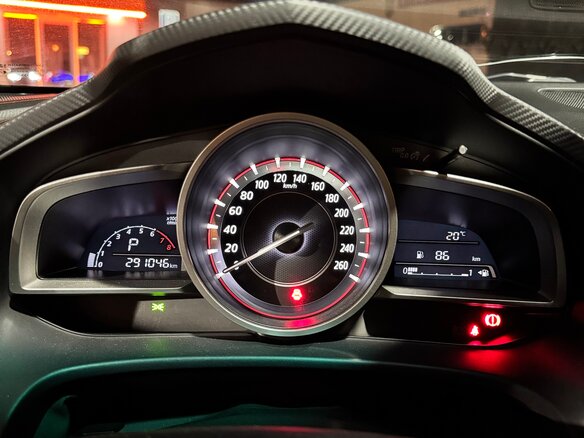 2014 Mazda 3 III (BM), серебристый - вид 5
