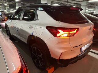2022 Chevrolet TrailBlazer III, белый, 1650000 рублей, вид 4