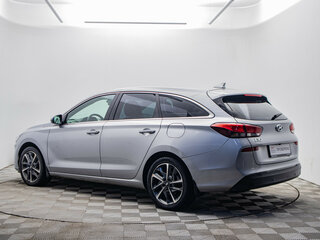 2022 Hyundai i30 III Рестайлинг 2, серый, 1815000 рублей, вид 3