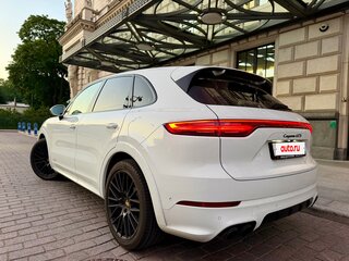 2021 Porsche Cayenne GTS III, белый, 9500000 рублей, вид 4