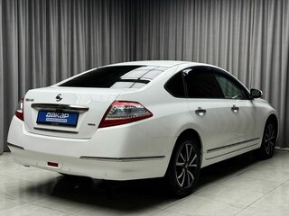 2013 Nissan Teana II (J32) Рестайлинг, белый, 1299000 рублей, вид 4