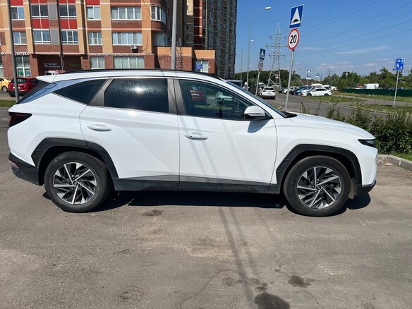 2021 Hyundai Tucson IV, белый, 2550000 рублей - вид 3