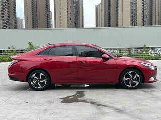 2022 Hyundai Elantra VII (CN7), красный, 1500008 рублей, вид 4