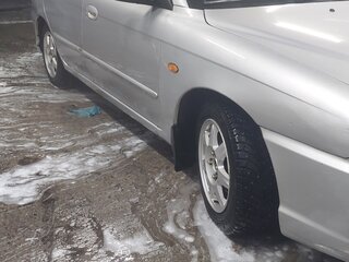 2006 Kia Spectra I Рестайлинг 2, серебристый, 390000 рублей, вид 4