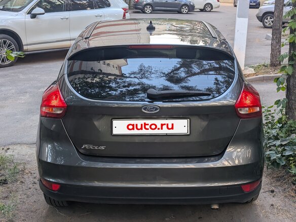 2017 Ford Focus III Рестайлинг, серый, 799000 рублей - вид 3