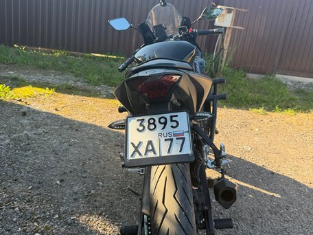 2021 Yamaha YZF-R3, чёрный, 670000 рублей, вид 4