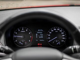 2019 Hyundai Solaris II, красный, 1015000 рублей, вид 5