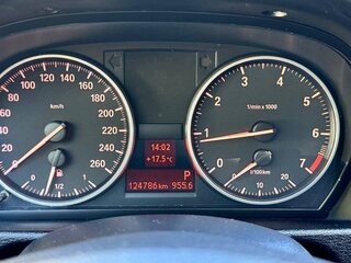 2013 BMW X1 18i I (E84) Рестайлинг, коричневый, 1300000 рублей, вид 3