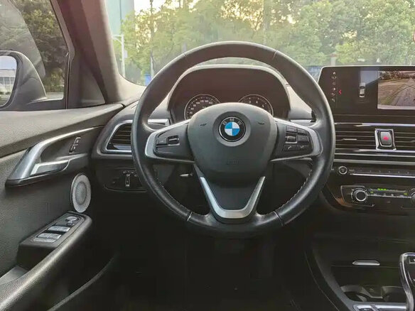 2022 BMW 1 серии 120i III (F52) Рестайлинг, белый, 1500205 рублей - вид 11
