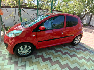 2012 Peugeot 107 I Рестайлинг 2, красный, 580000 рублей, вид 4
