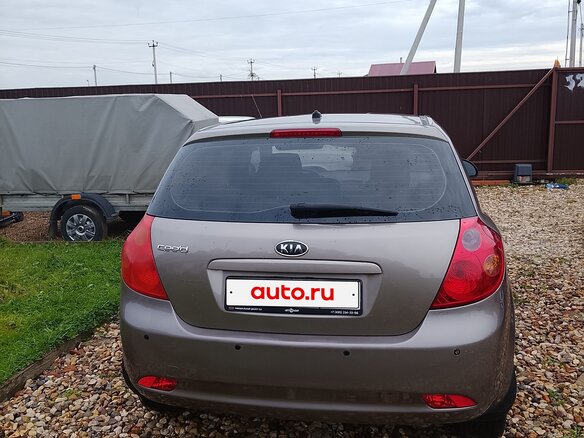 2007 Kia Ceed I, бежевый - вид 2