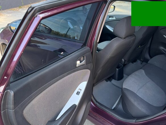 2011 Hyundai Solaris I, фиолетовый, 670000 рублей - вид 15