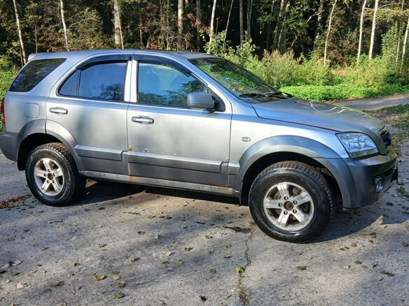 2002 Kia Sorento 4-speed I, серебристый - вид 5